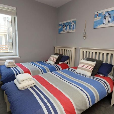 Mermaid Apartment - Sea Front Apartment With Views ซอนเดอร์สฟุต ภายนอก รูปภาพ