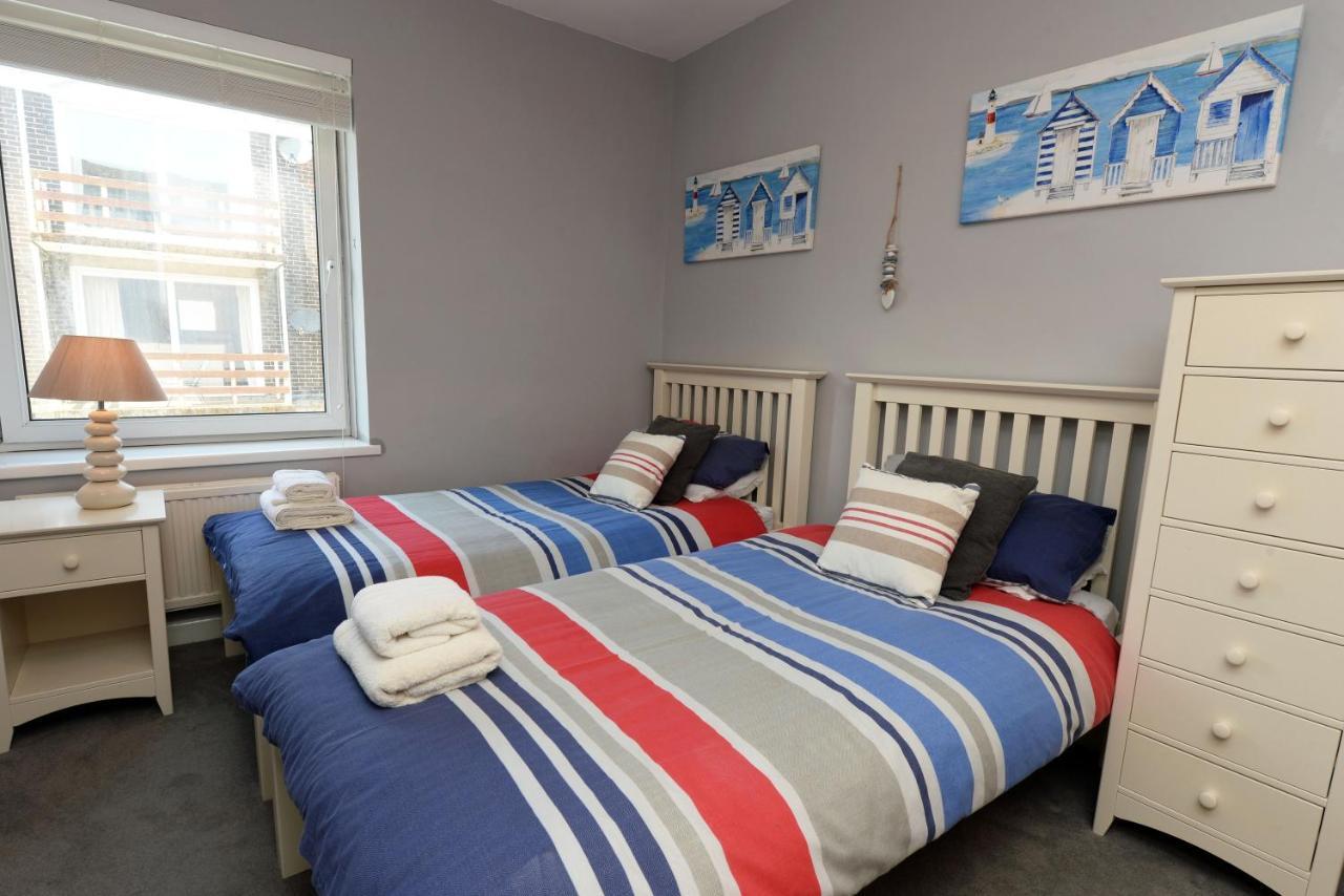 Mermaid Apartment - Sea Front Apartment With Views ซอนเดอร์สฟุต ภายนอก รูปภาพ