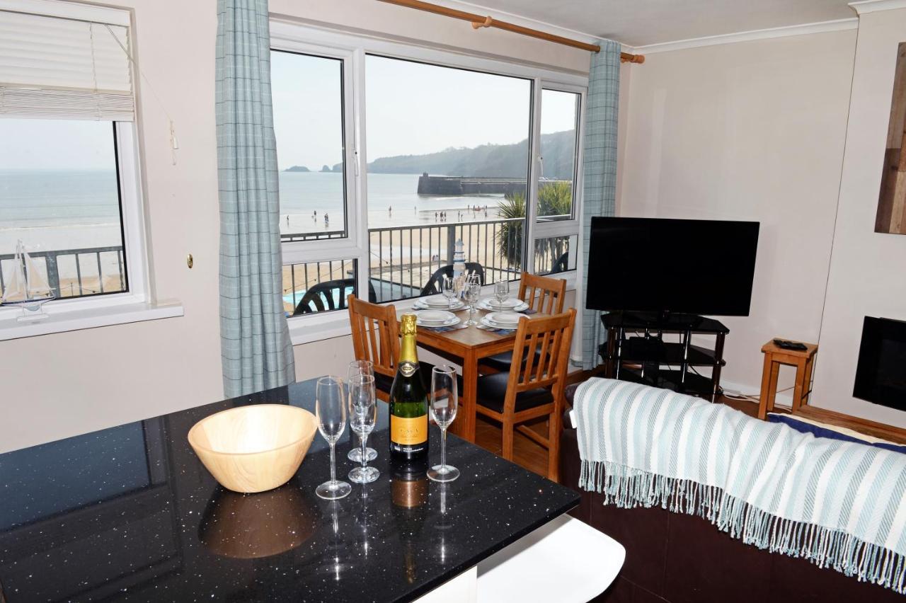 Mermaid Apartment - Sea Front Apartment With Views ซอนเดอร์สฟุต ภายนอก รูปภาพ